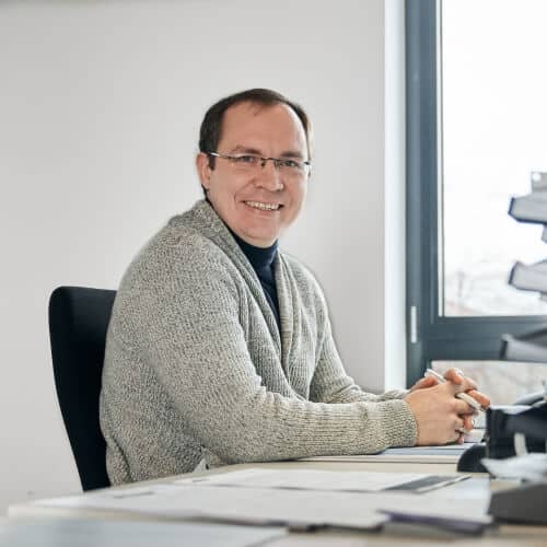 <strong>Paul Mitrofanow</strong><br />Betriebsleitung<br /><br />Tel <a href="tel:+4920183958518" class="no-link">+49 (0)201 83 95 85-18</a><br /><a href="mailto:p.mitrofanow@gms-events.com" class="no-link-color">p.mitrofanow@gms-events.com</a>